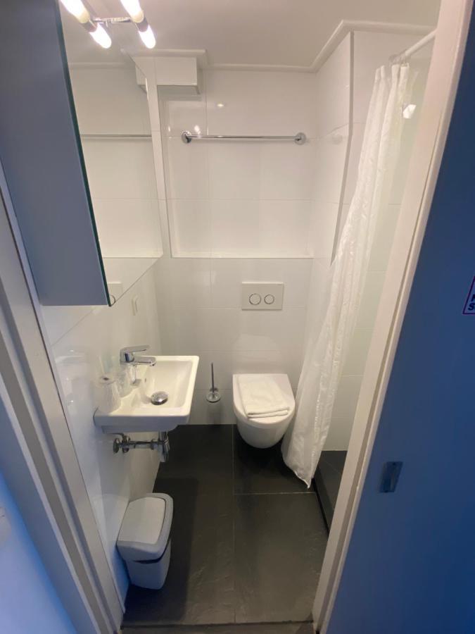 Hotel 'T Sonnehuys Den Haag Bagian luar foto