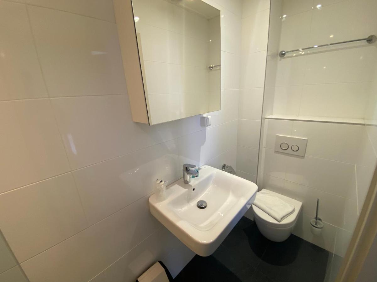 Hotel 'T Sonnehuys Den Haag Bagian luar foto