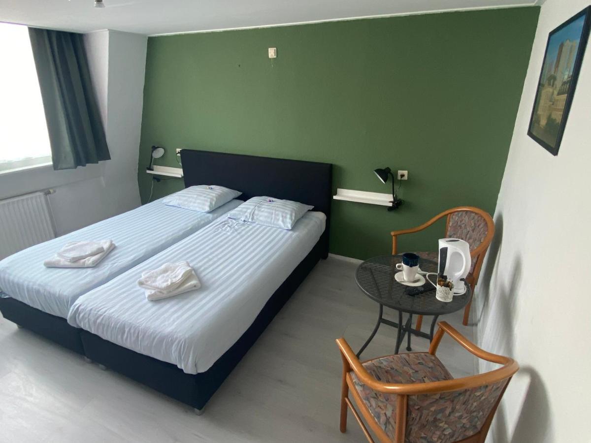 Hotel 'T Sonnehuys Den Haag Bagian luar foto