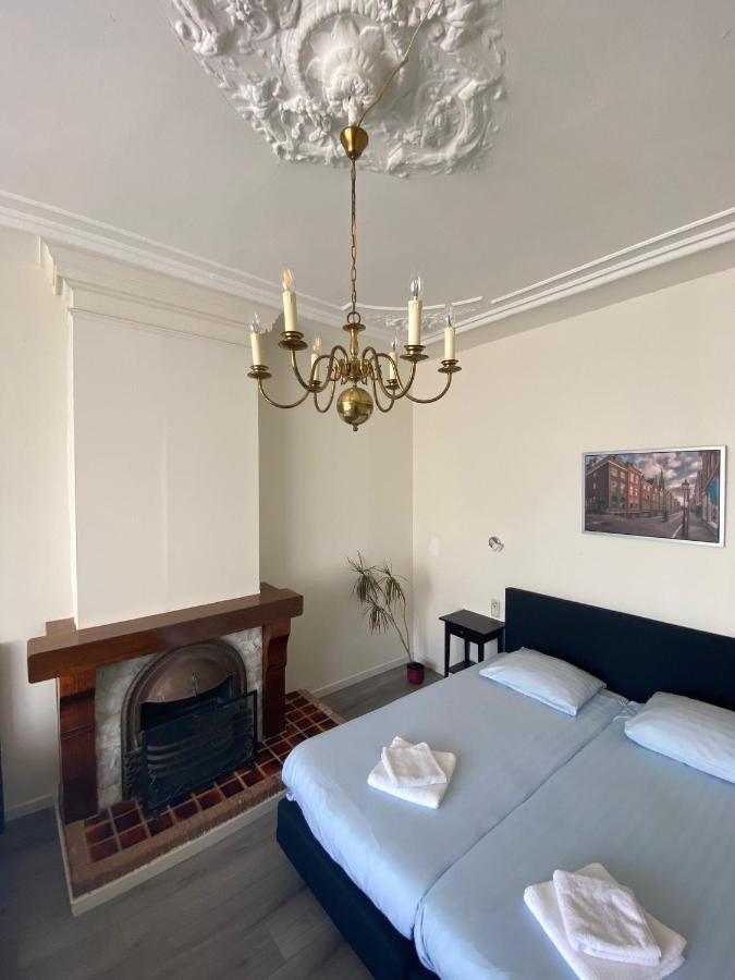 Hotel 'T Sonnehuys Den Haag Bagian luar foto