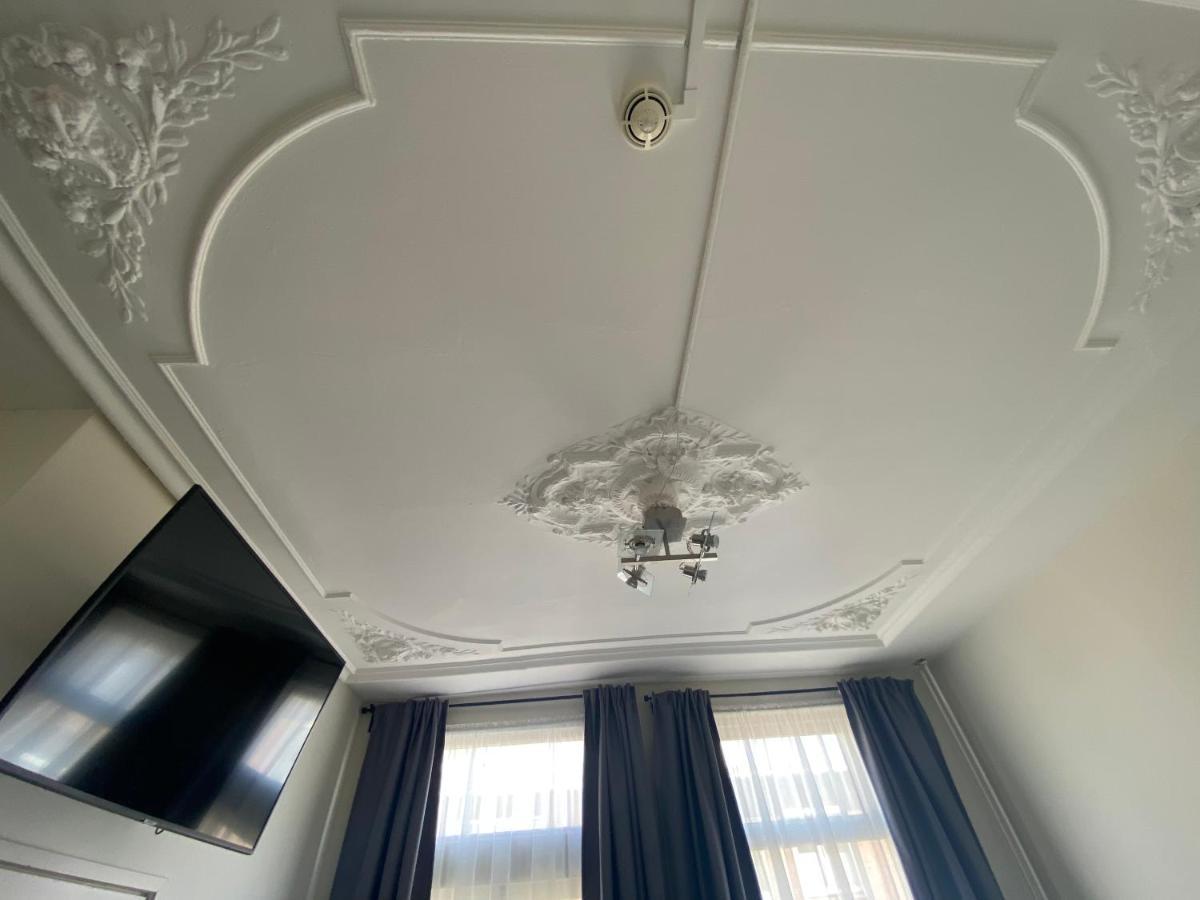 Hotel 'T Sonnehuys Den Haag Bagian luar foto