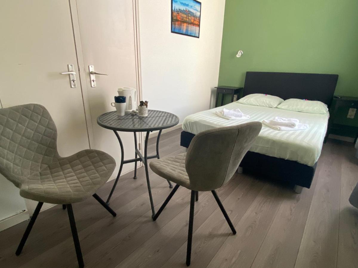 Hotel 'T Sonnehuys Den Haag Bagian luar foto