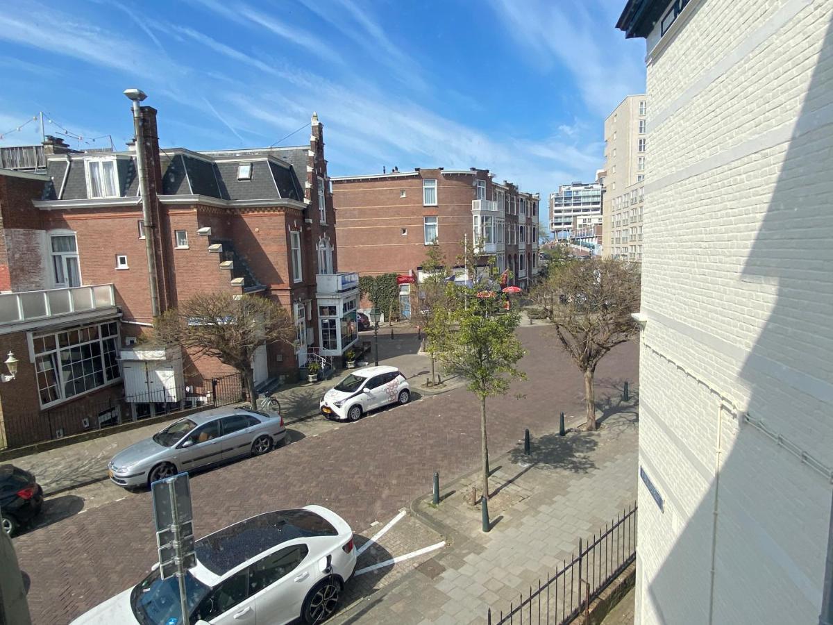 Hotel 'T Sonnehuys Den Haag Bagian luar foto